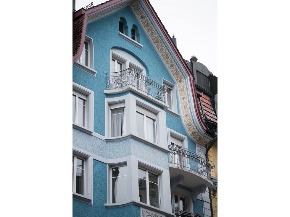 Reich dekorierte Fassaden